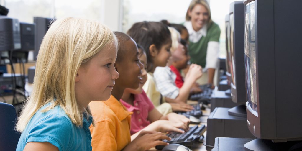 Beneficios de las Clases de Computación para Niños - Club365IT